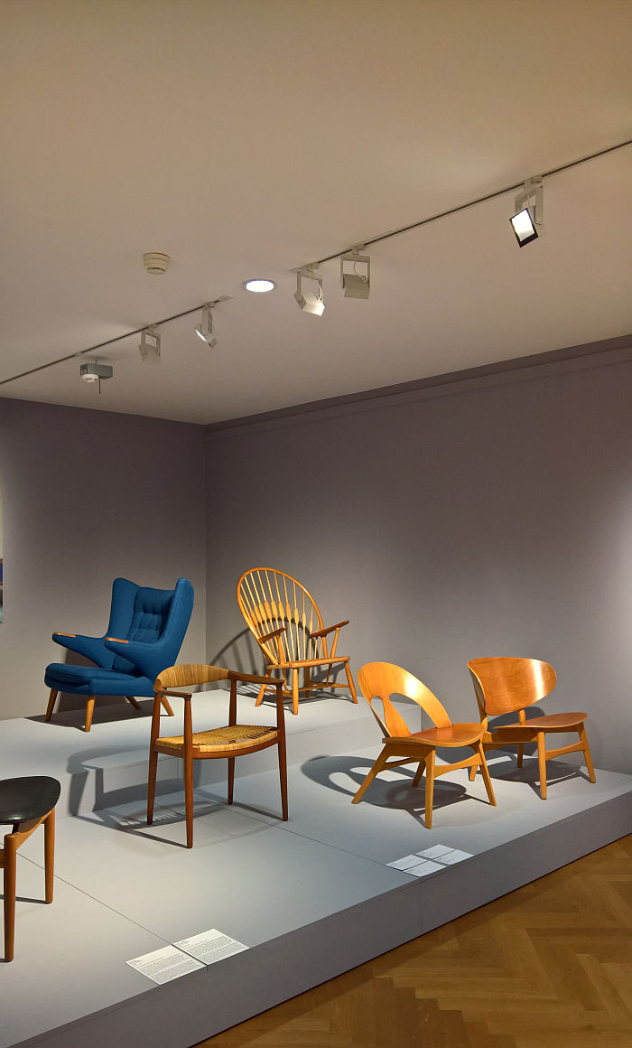 Designs aus Dänemark von Børge Mogensen, Hans J Wegner & Finn Juhl, gesehen bei