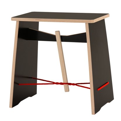 Strammer Max Hocker, Schwarz